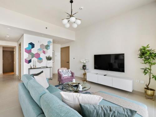 Mesmerizing 2BDR in Creek Harbour HG1-1907 - main image