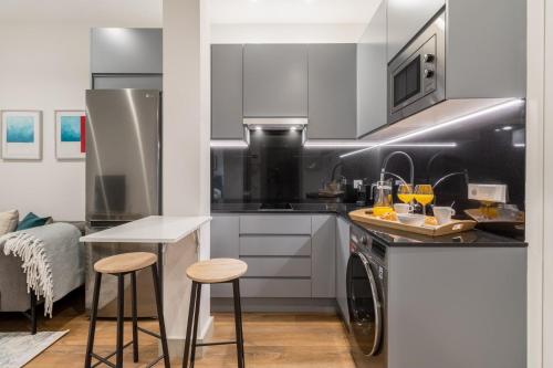 Charming 1-Bed Apartment in Chamberí Madrid, Madryt (zdjęcie 6)