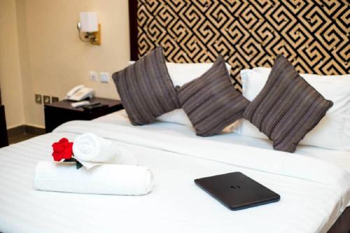 Suite with Garden View image 1