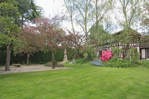 Kert, La Vallée (La Vallee) in Saint Denis Le Ferment