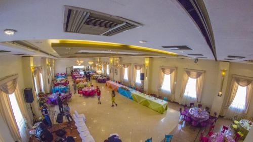 Banquet hall, Hotel Emperador in Ambato