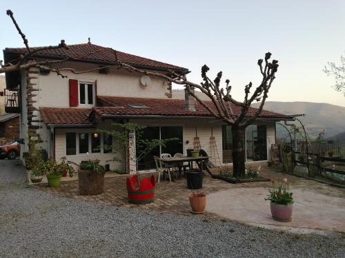 Maison au calme - Location saisonnière - Arnéguy