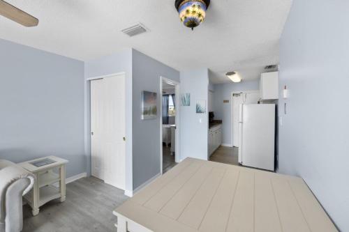 332 Surf Song Resort - image 6