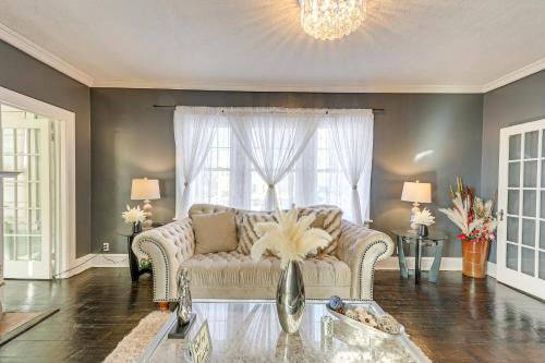 Charming Connecticut Retreat Near Museums and Hiking in Waterbury, USA