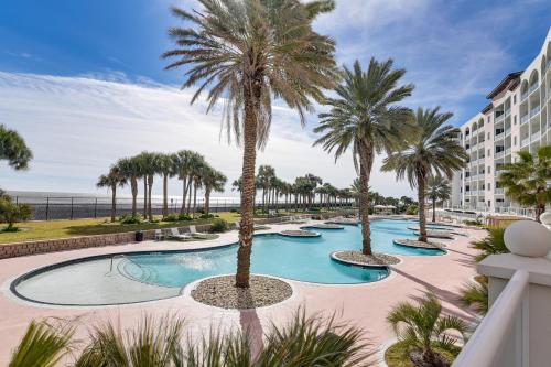 Beachfront Getaway with Panoramic Oceanfront Views! in Galveston, USA