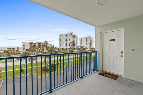 Oceanwalk 1-401, New Smyrna Beach (foto 3)