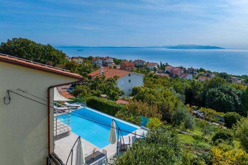 Villa Maelynn Opatija with Heated Pool and Sea View