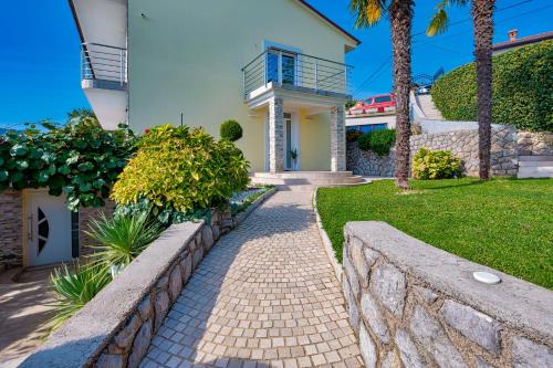 Villa Maelynn Opatija with Heated Pool and Sea View