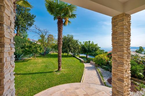 Villa Maelynn Opatija with Heated Pool and Sea View