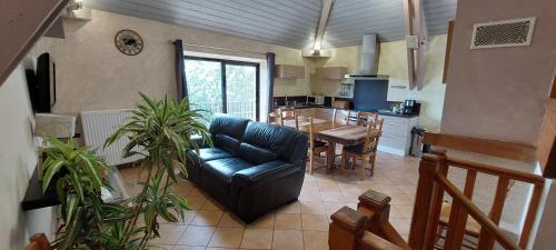 Maison de vacances vue panoramique le Pailler 4 à 9 personnes - Location saisonnière - Millau