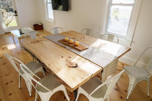 Charming Farmhouse near Bird in Hand - image 7