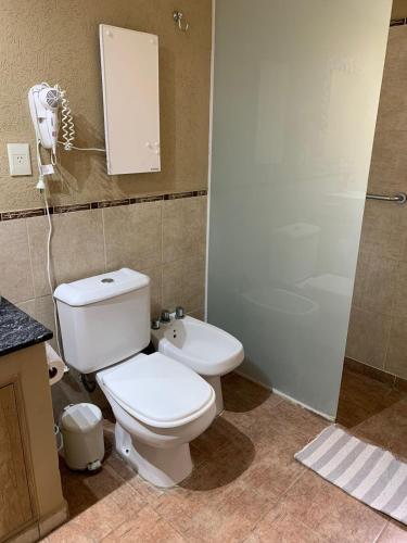 Two-Bedroom Bungalow image 10