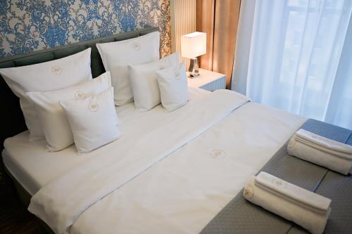 MENNICA RESIDENCE PATRONUS Apartments