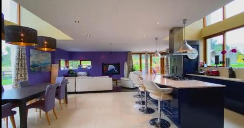 Dotări, Captiva Wexford - Your Ultimate Luxury Family Villa Getaway in Kilmuckridge