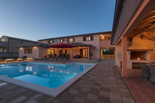 Villa Amber by Istra Vacation in Rojņici