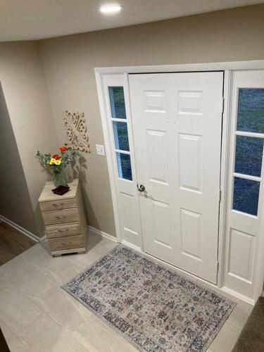 5 Bedrooms on a flat acre. Great water pressure! in Downingtown, USA