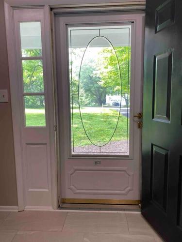 5 Bedrooms on a flat acre. Great water pressure! in Downingtown, USA