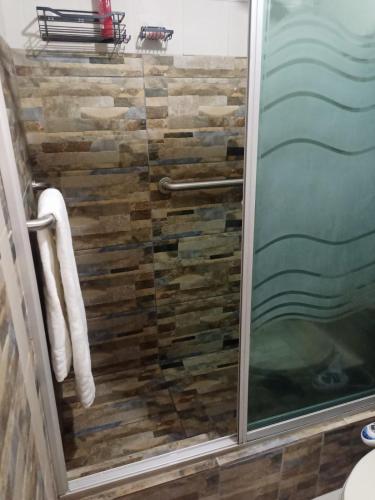 Zuhanyzó, Departamento Esperanza in El Batan