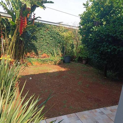 Gray House 4 Londrina - Pr (Jd. Santiago) photo 3