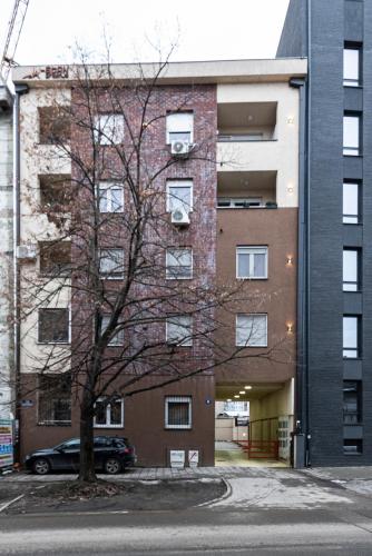 Studio Apartment image 7