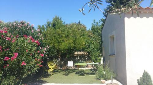 Au Bon Penequet - image 10