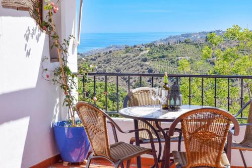 Apartamento Vista del Valle, Frigiliana 2 bedroom Apartment with great views HansOnHoliday Rentals