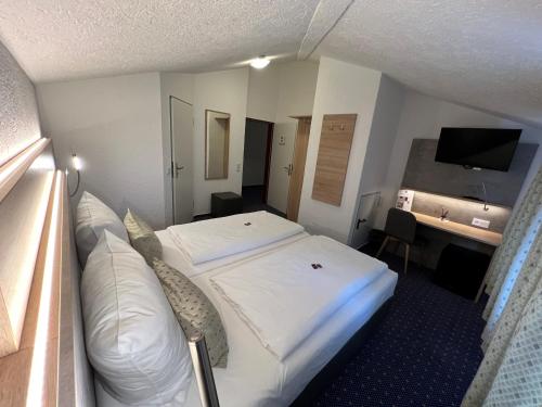1 queen bed