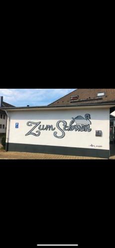 Zum Schwan in มอนไฮม์ อัม ไรน์