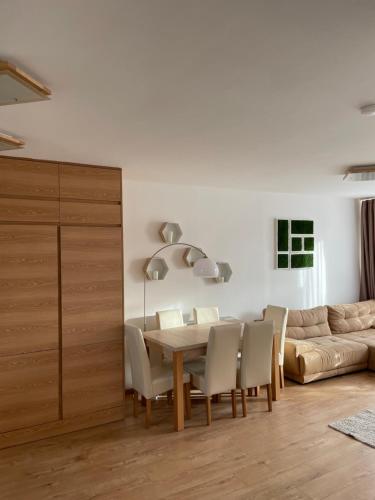 Palvelut, Sarló Apartman (Sarlo Apartman) in Csapokert