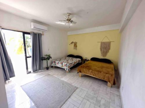 Boho chic 1BD Apt in Downtown, 4pax - Tap to explore photos
