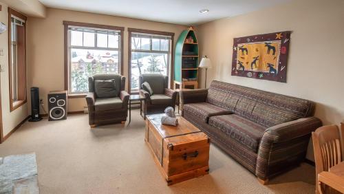 Snow Creek Lodge by Fernie Lodging Co