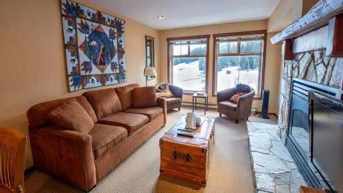 Snow Creek Lodge by Fernie Lodging Co