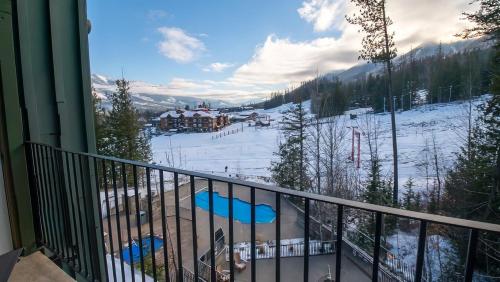 Snow Creek Lodge by Fernie Lodging Co