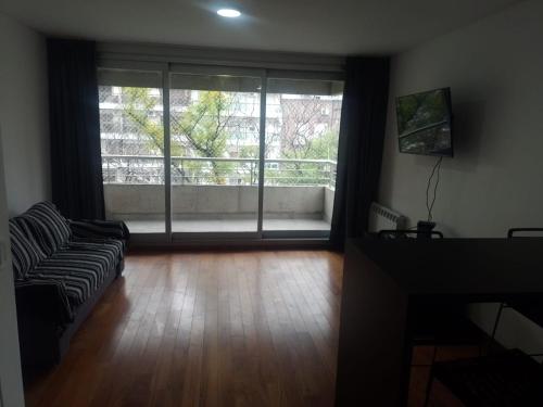One-Bedroom Apartment image 3