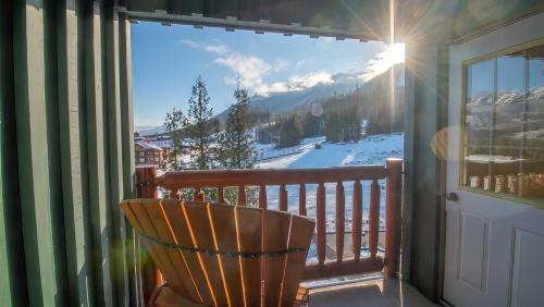 Snow Creek Lodge by Fernie Lodging Co