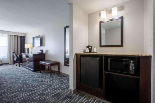 Country Inn & Suites by Radisson, Tucson City Center, AZ