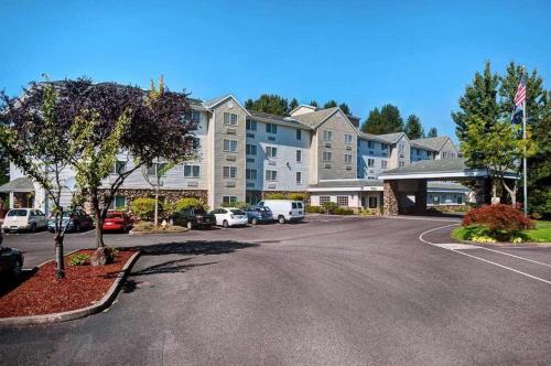 Country Inn & Suites by Radisson, Portland International Airport, OR, Portland