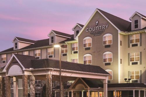 . Country Inn & Suites by Radisson, Bentonville South - Rogers, AR