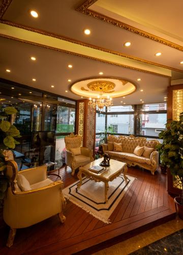GOLDEN DREAM OTEL in Kartal