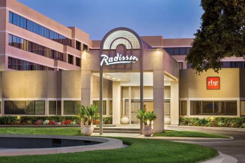 Radisson Hotel Sunnyvale - Silicon Valley