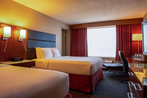 Radisson Hotel & Suites Fort McMurray