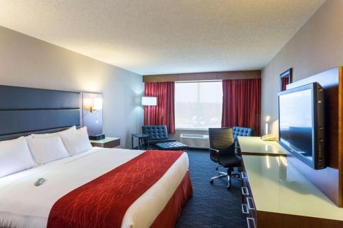 Radisson Hotel & Suites Fort McMurray