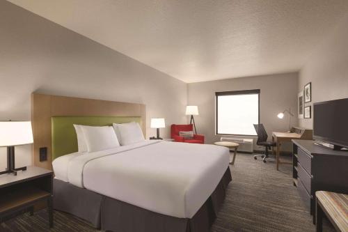 Country Inn & Suites by Radisson, RJ Stadium - Tampa Airport East in Tampa, USA