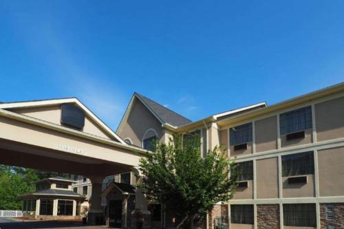 Country Inn & Suites by Radisson, Canton, GA in Canton, USA