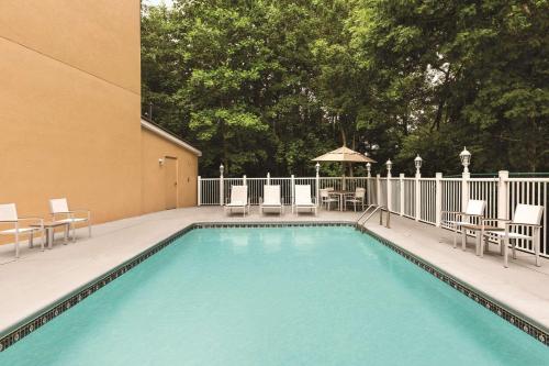 Country Inn & Suites by Radisson, Lawrenceville, GA