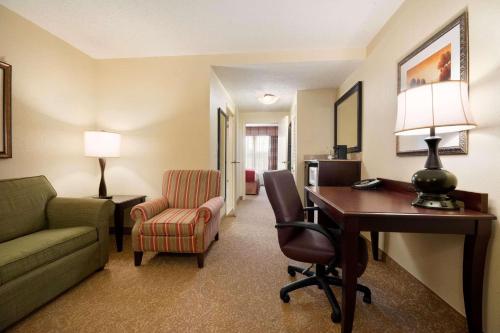 Country Inn & Suites by Radisson, Norcross, GA