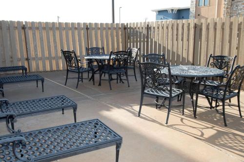 Country Inn & Suites by Radisson, Garden City, KS