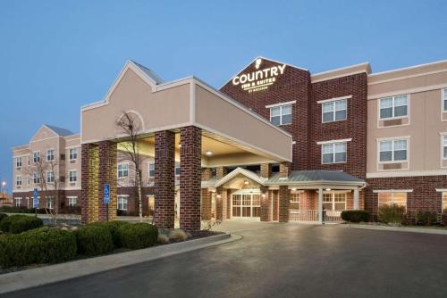 Country Inn & Suites By Radisson, Kansas City At Village West, Ks