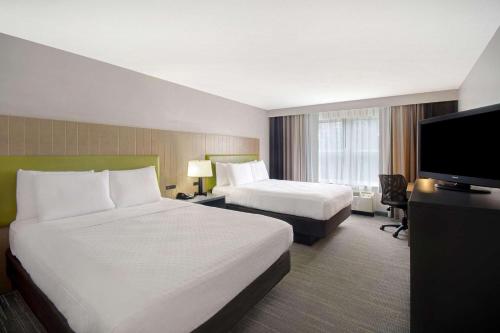 Country Inn & Suites by Radisson, Cincinnati Airport, KY