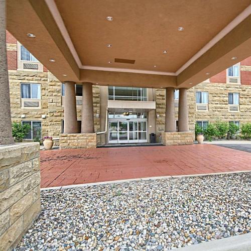 Country Inn & Suites by Radisson, Dearborn, MI - Hotel - Dearborn